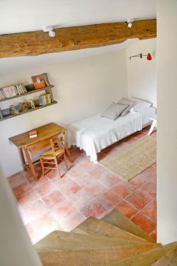 Maison Forte Montcuq Buitenkant foto